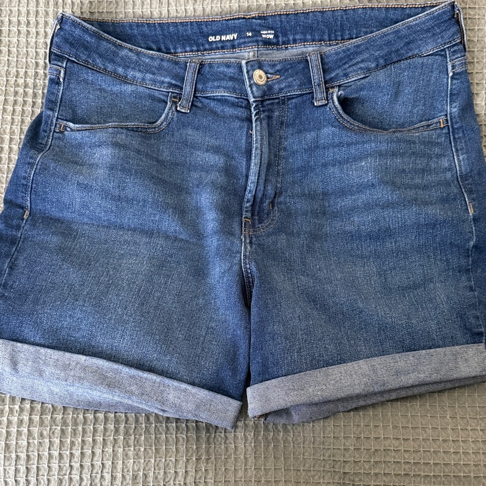 Old Navy Women's Classic Blue Jean Shorts